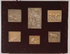 Un cadre de six plaquettes, par Victor Peter